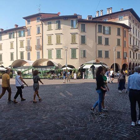 "A Casa Di Giacomo" Luxury Rooms Con Aria Condizionata Bergamo Exterior foto